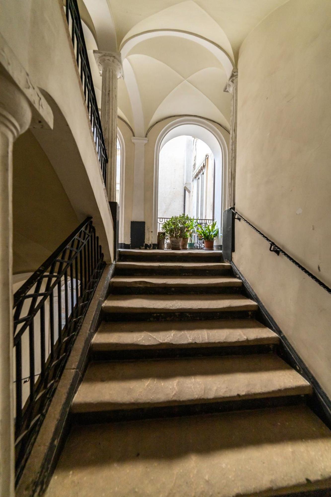 Dimora Storica Giostra Vecchia - Palazzo Grisolia 1809 โกเซนซา ภายนอก รูปภาพ